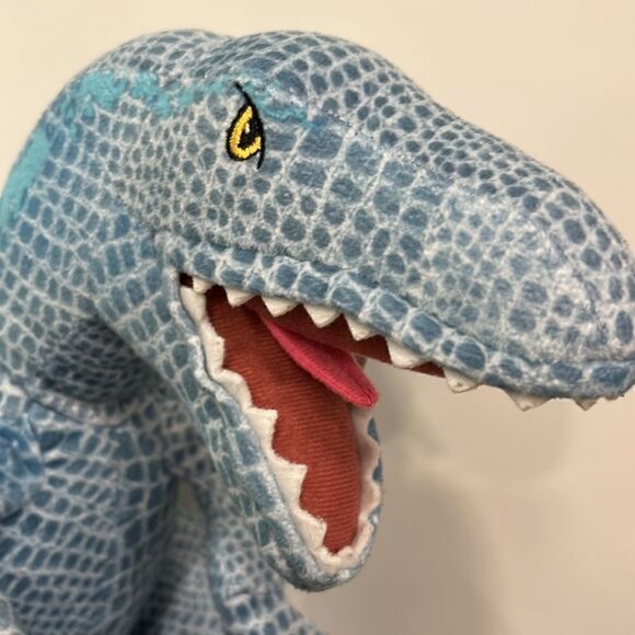 Jurassic Park World Blue T-Rex Velociraptor Dinosaur Plush Stuffed Animal - Picture 2 of 6